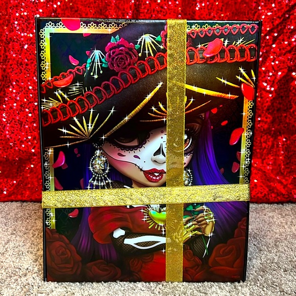 Rainbow High Collector Edition - Dia De Los Muertos - Maria Garcia Designer - Picture 3 of 10